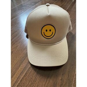 David and Young Tan Smiley Face Hat